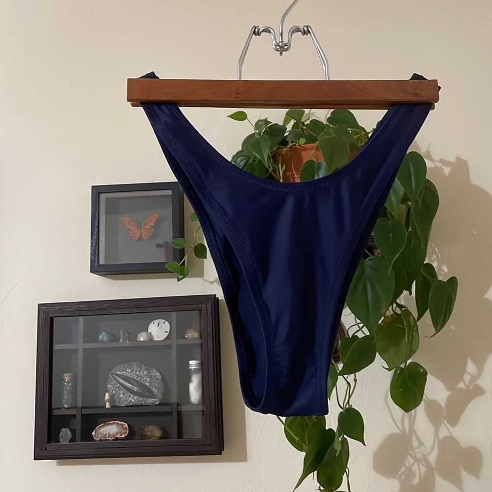 Aerie High Leg Cheeky Swimsuit Bottom Size Medium